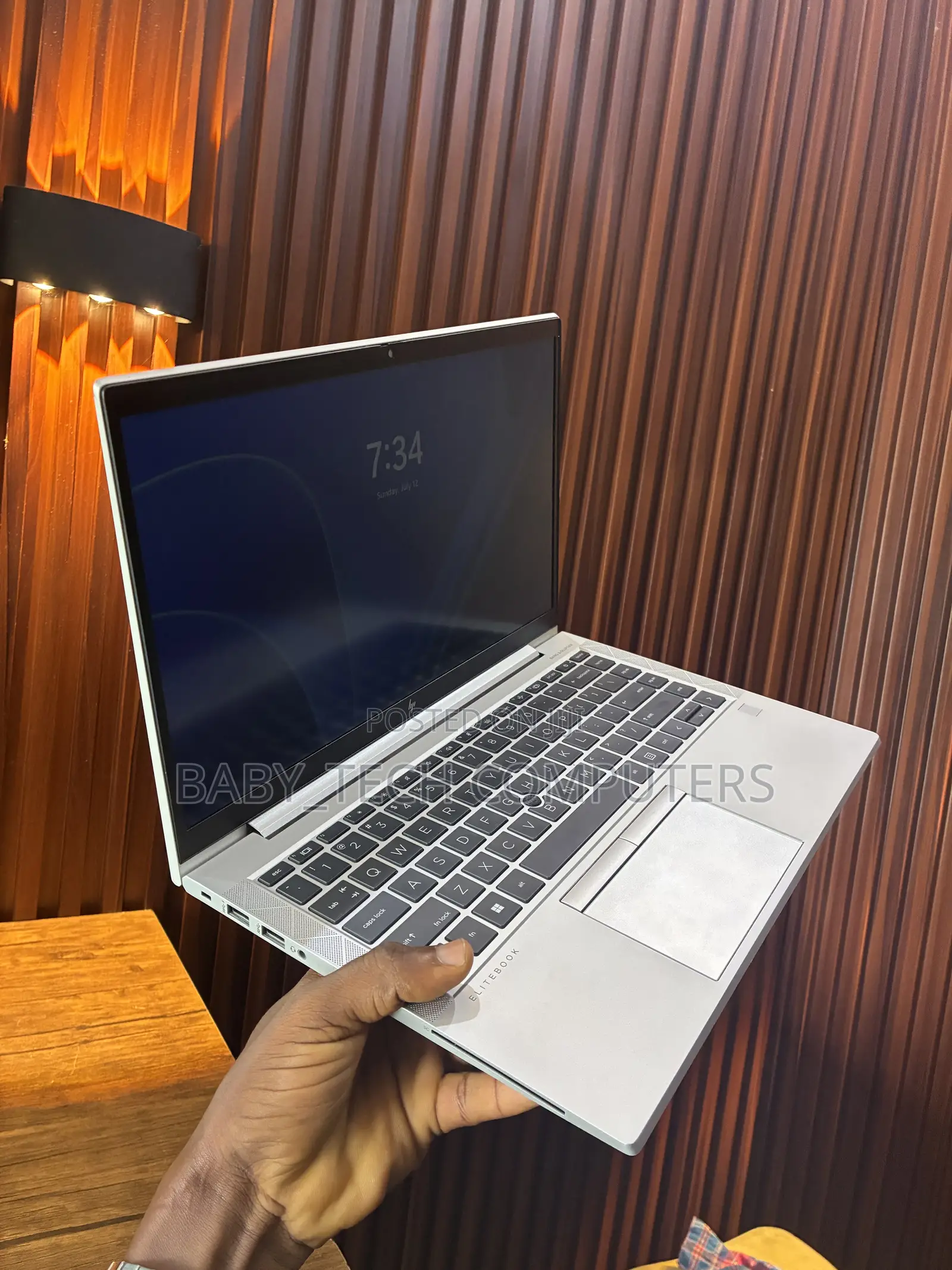 Laptop HP EliteBook 845 G8 16GB AMD Ryzen 5 SSD 256GB