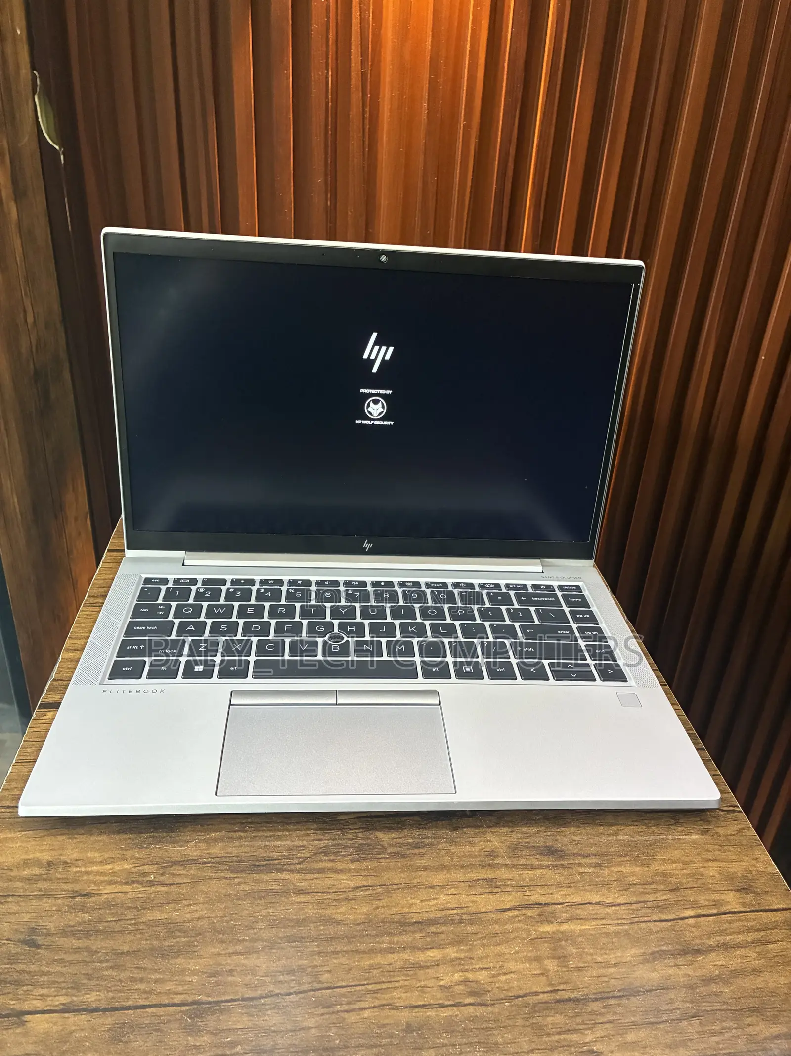 Laptop HP EliteBook 845 G8 16GB AMD Ryzen 5 SSD 256GB