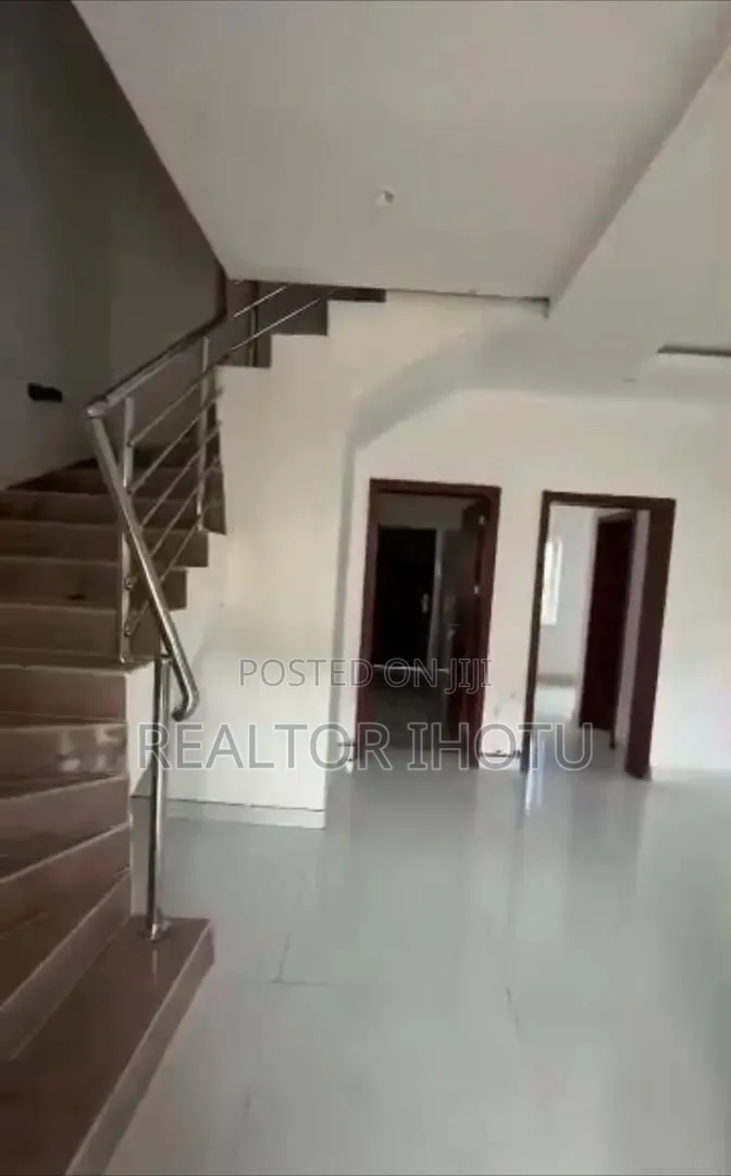 4bdrm Bungalow in Life Camp for sale