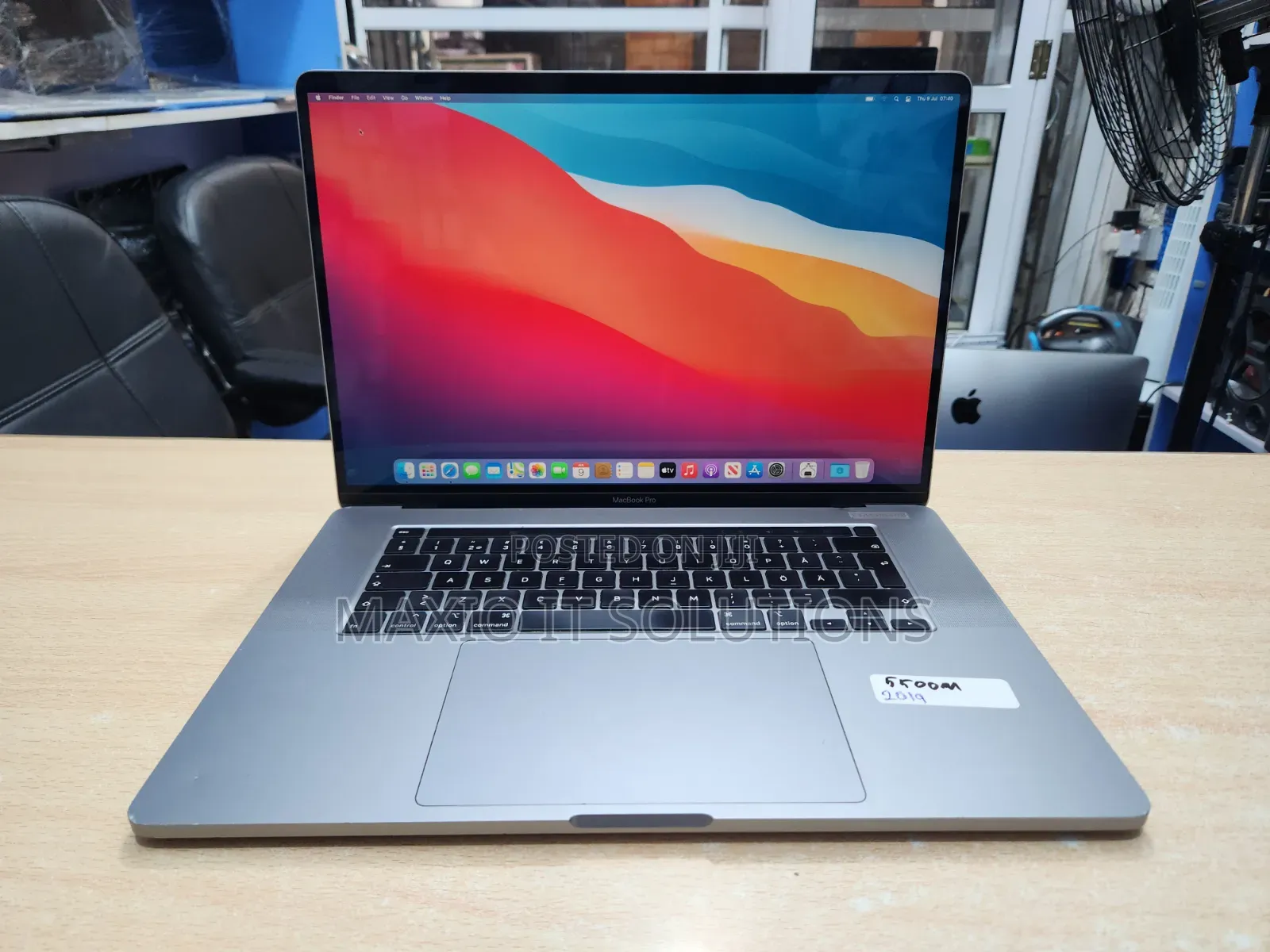 Laptop Apple MacBook Pro 2019 64GB Intel Core i9 SSD 1T