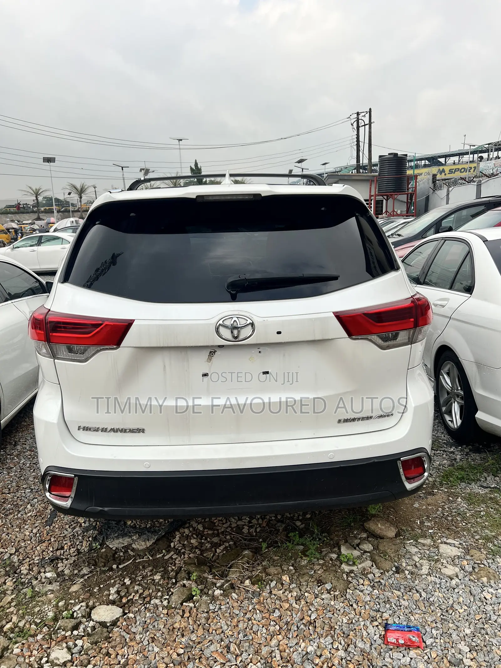 Toyota Highlander XLE V6 4x4 (3.5L 6cyl 6A) 2016 White