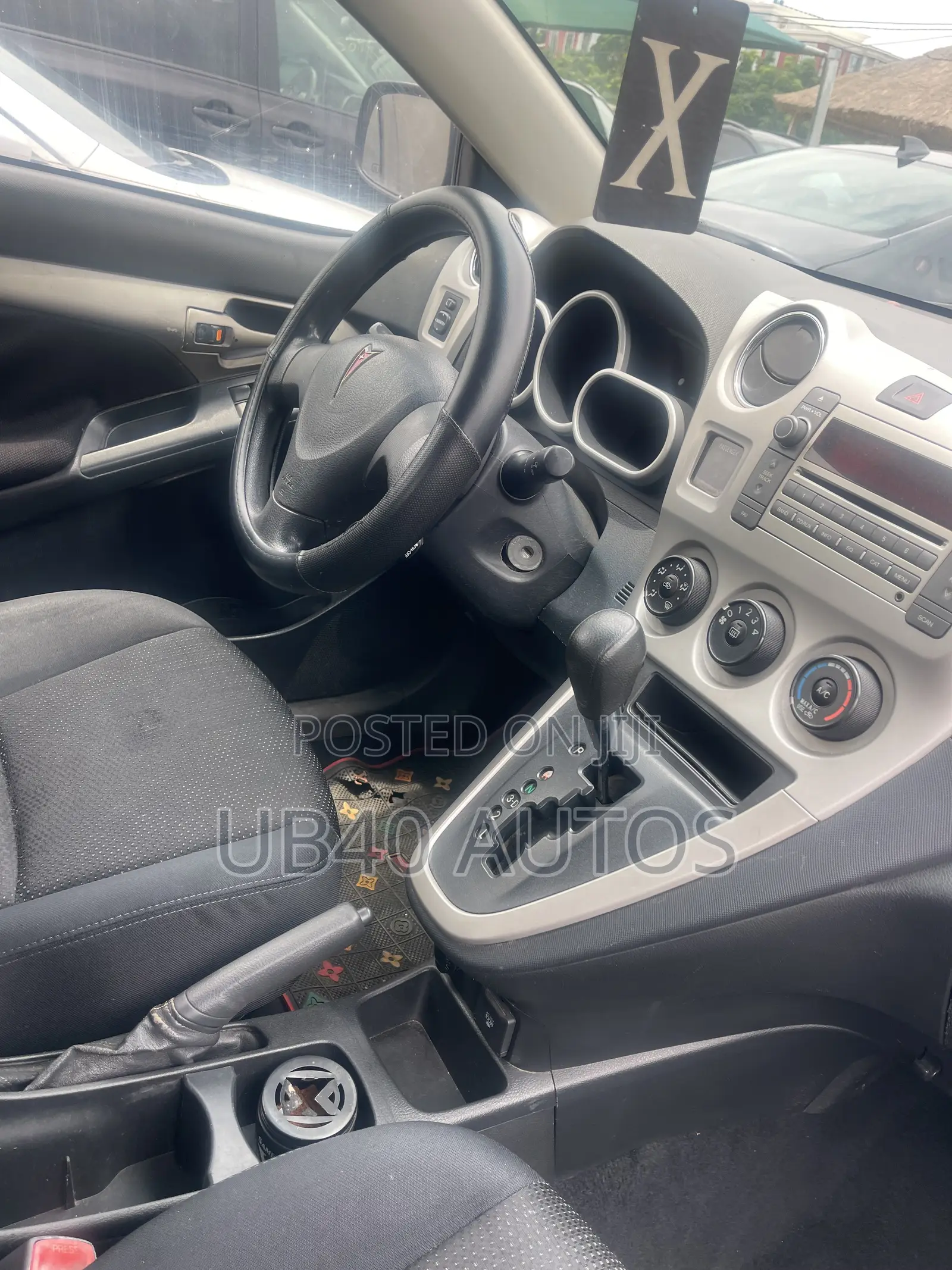 Pontiac Vibe 1.8L 2009 Red