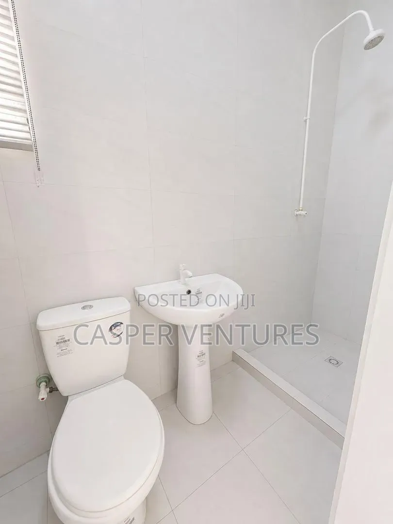 1bdrm Shared Apartment in Osapa for rent