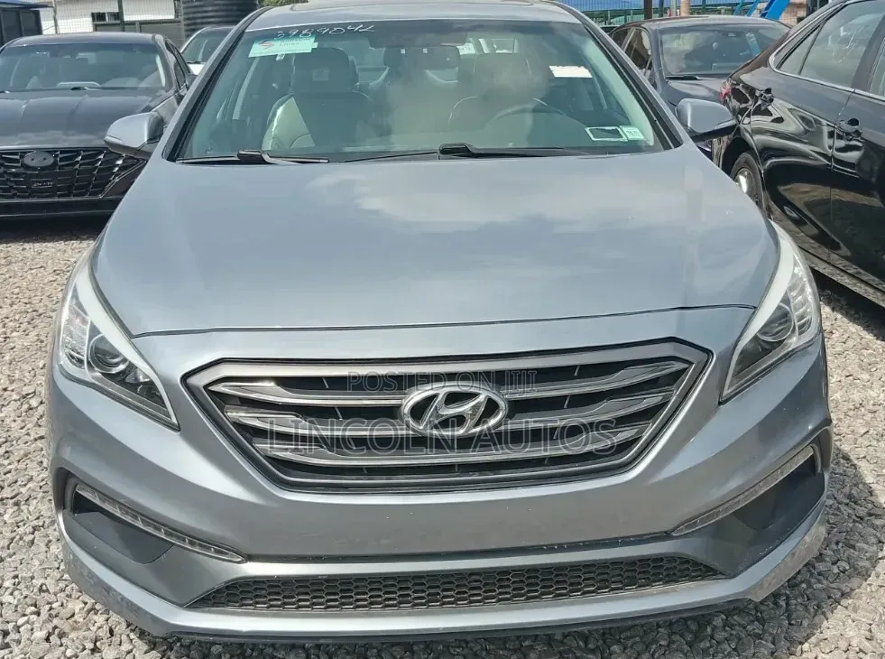 Hyundai Sonata Limited Sedan FWD (2.4L 4cyl 6A) 2016 Gray