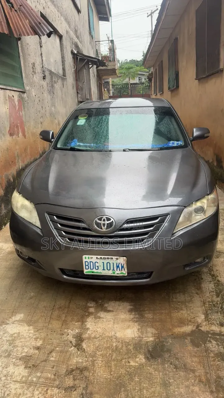 Toyota Camry 2008 Gray