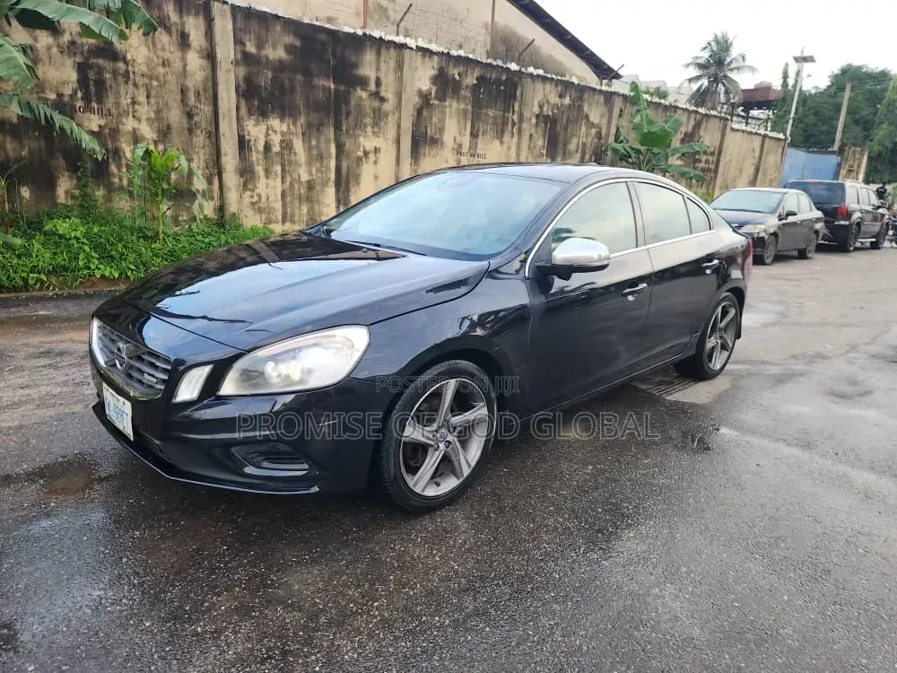 Volvo S60 T6 R-Design 2013 Black