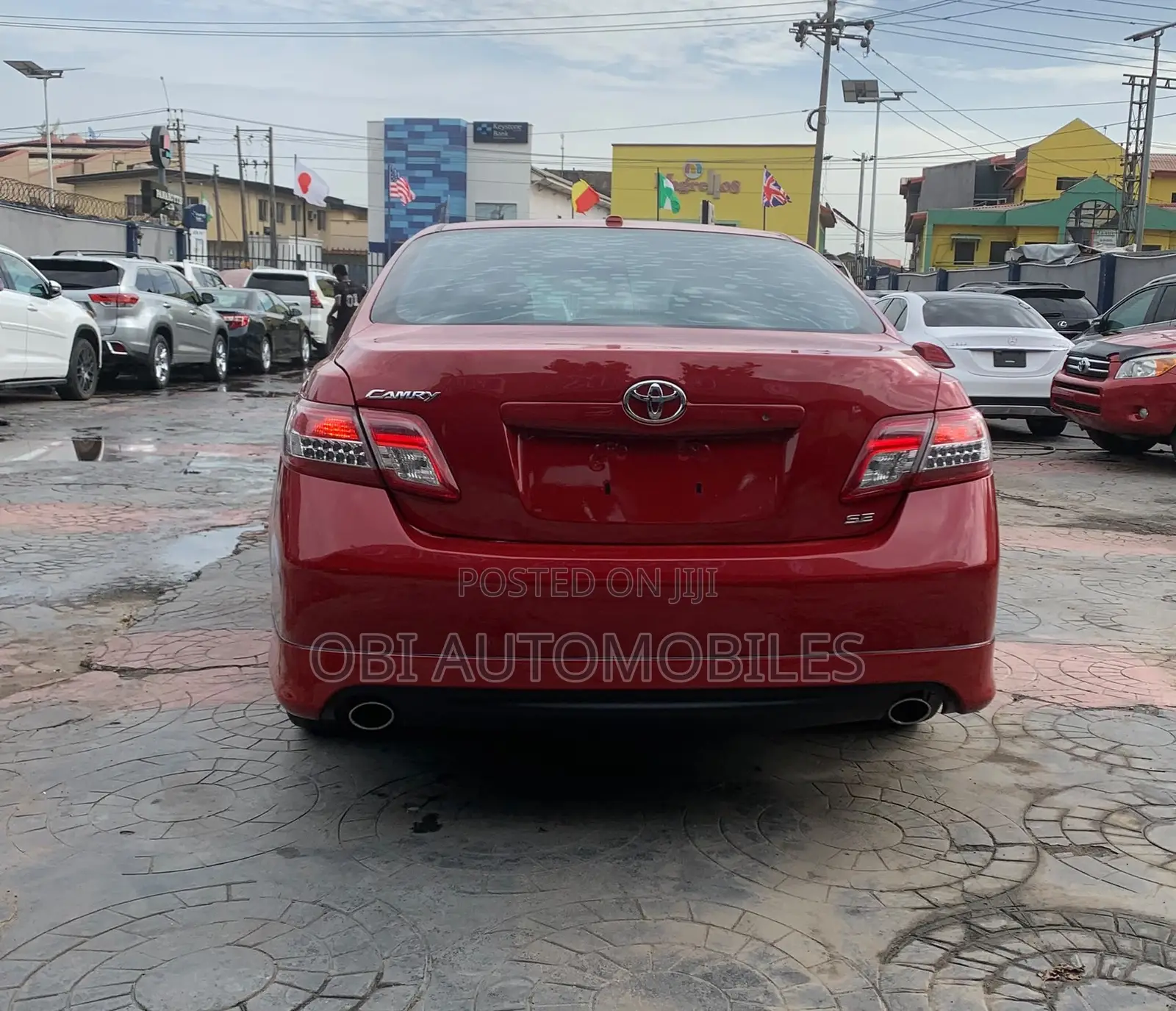 Toyota Camry SE V6 4dr Sedan (3.5L 6cyl 6AM) 2010 Red