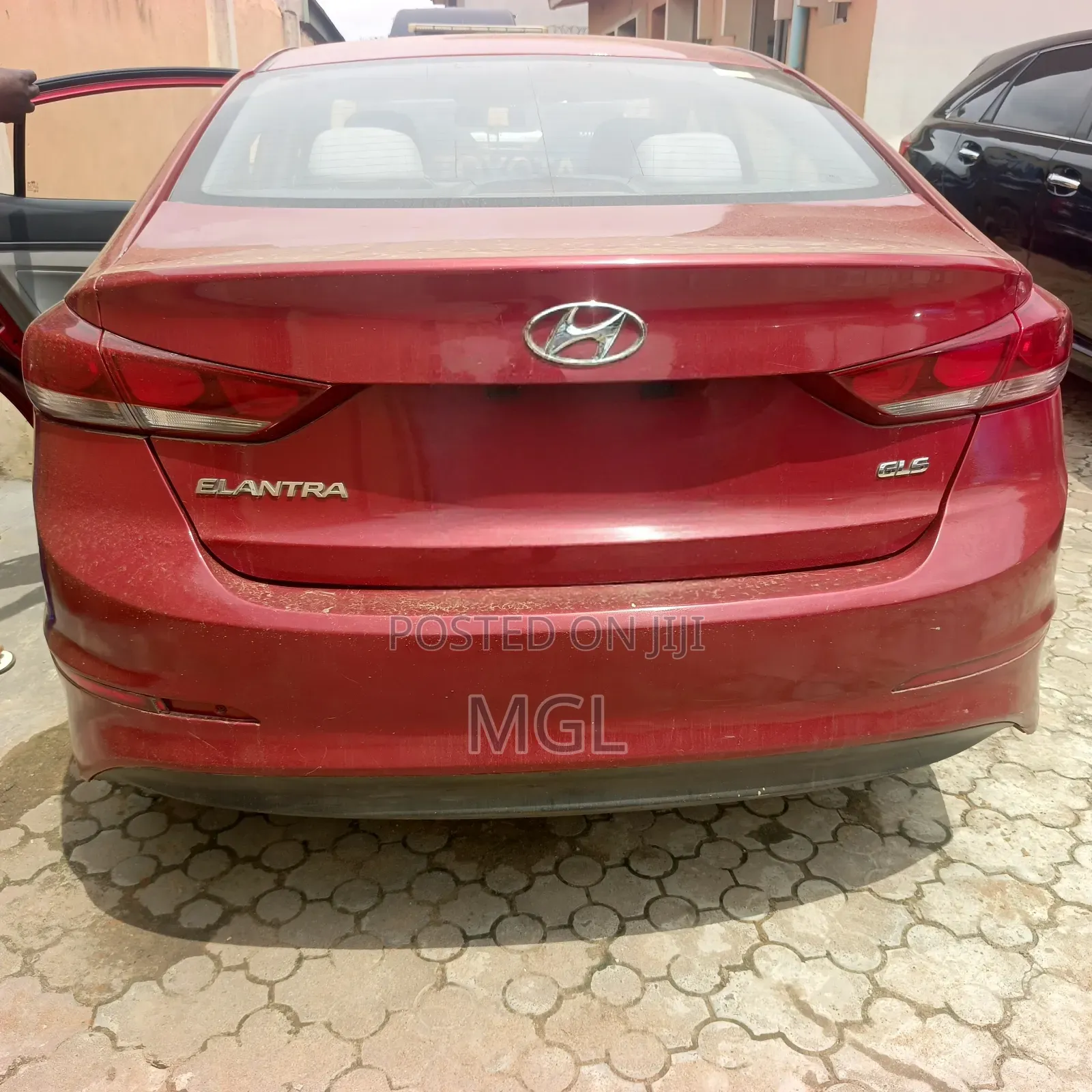 Hyundai Elantra 2017 Red