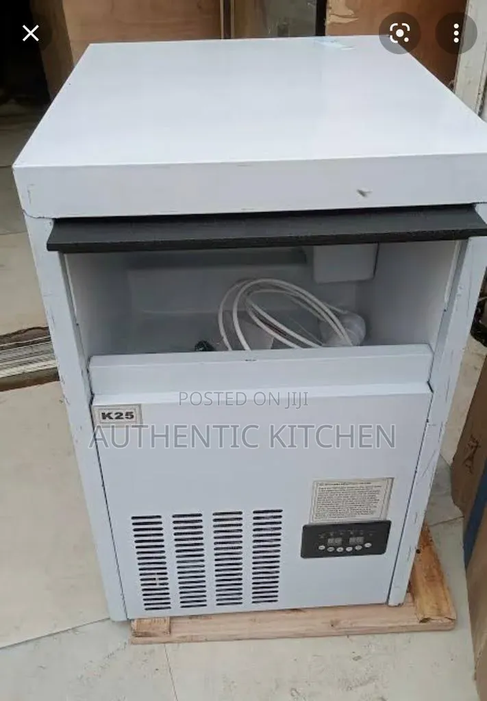 40 Cubes Ice Making Machine With Super Quality