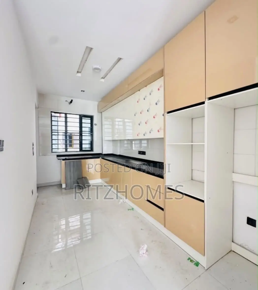 1bdrm Apartment in VGC / Ajah for rent