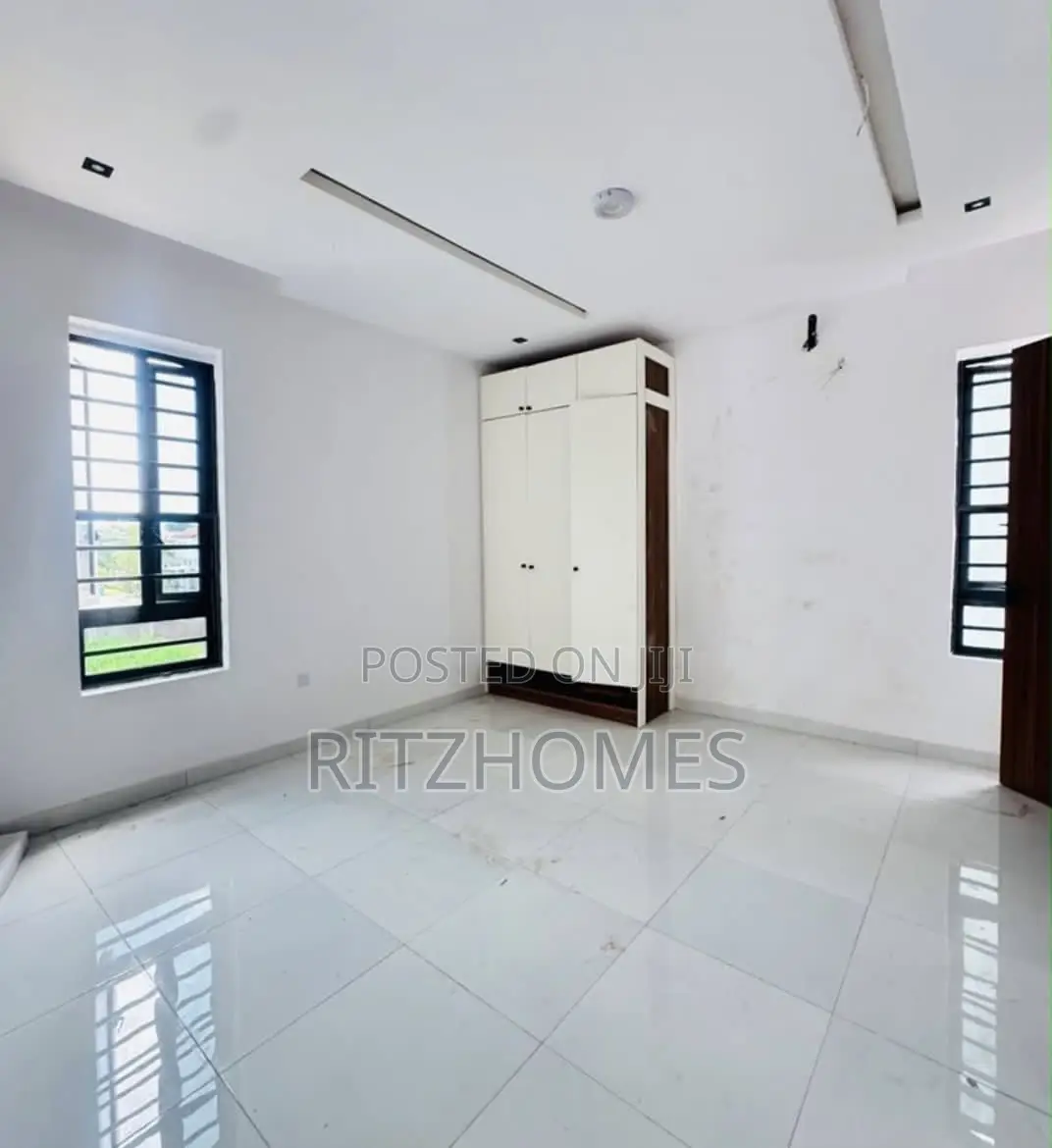 1bdrm Apartment in VGC / Ajah for rent