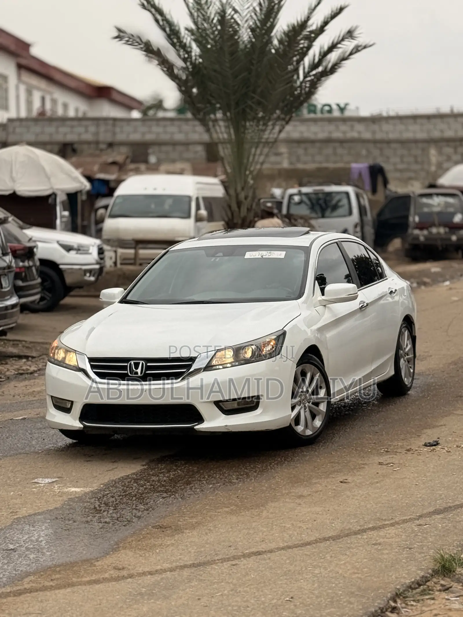 Honda Accord EX-L w/Navigation 4dr Sedan (2.4L 4cyl CVT) 2015 White