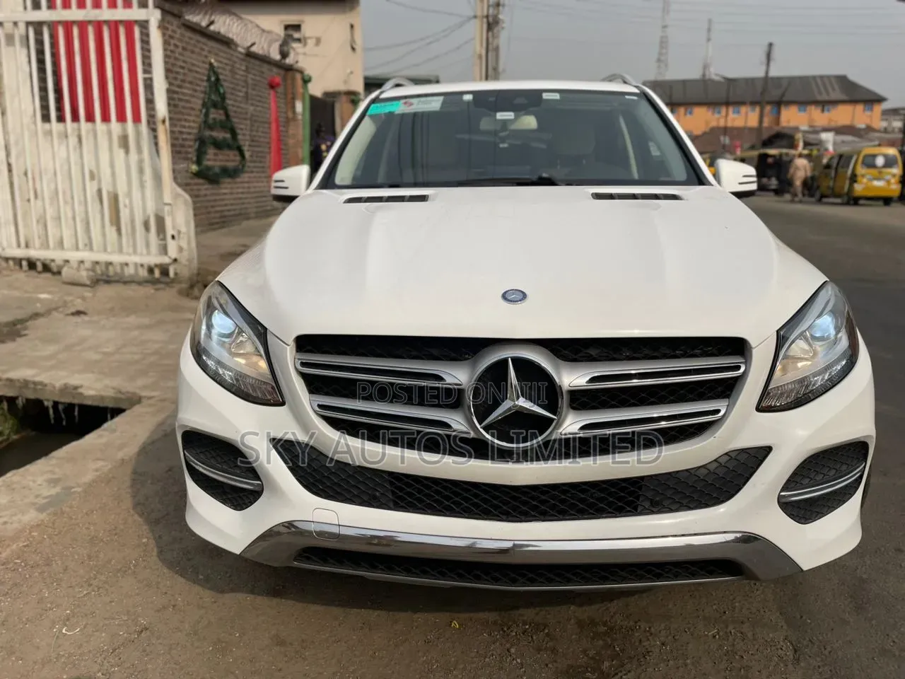 Mercedes-Benz GLE-Class GLE 350 2017 White