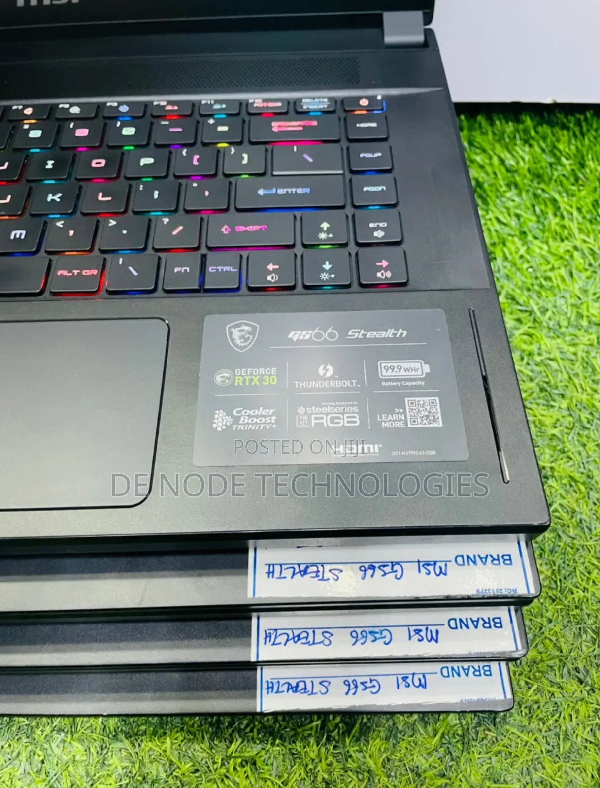 Laptop MSI GS66 Stealth 10UH 32GB Intel Core i9 SSD 1T