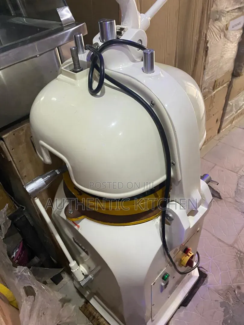 Brand New Super Quality and Durable 32 Cuts Dough Rounder