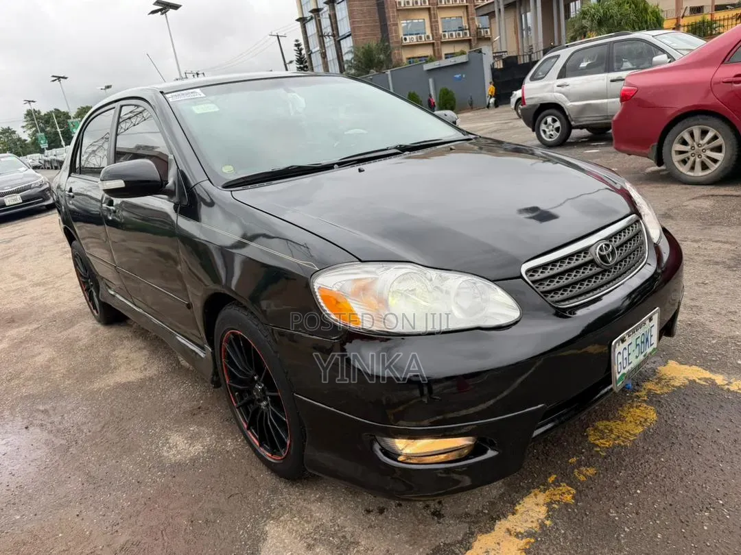Toyota Corolla 2005 Black