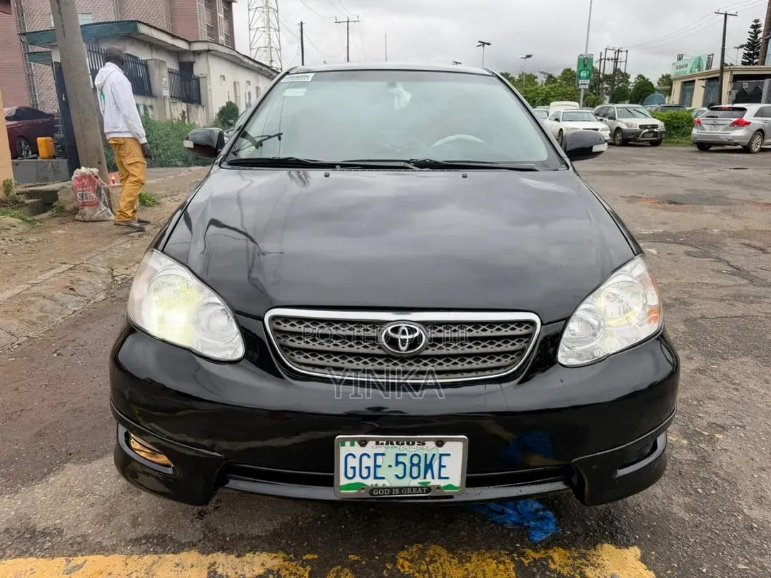 Toyota Corolla 2005 Black