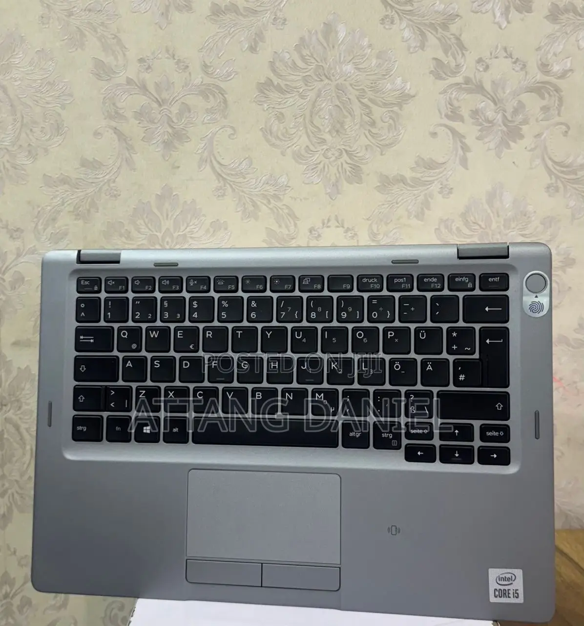 Laptop Dell Latitude 5310 2-in-1 16GB Intel Core i5 SSD 256GB