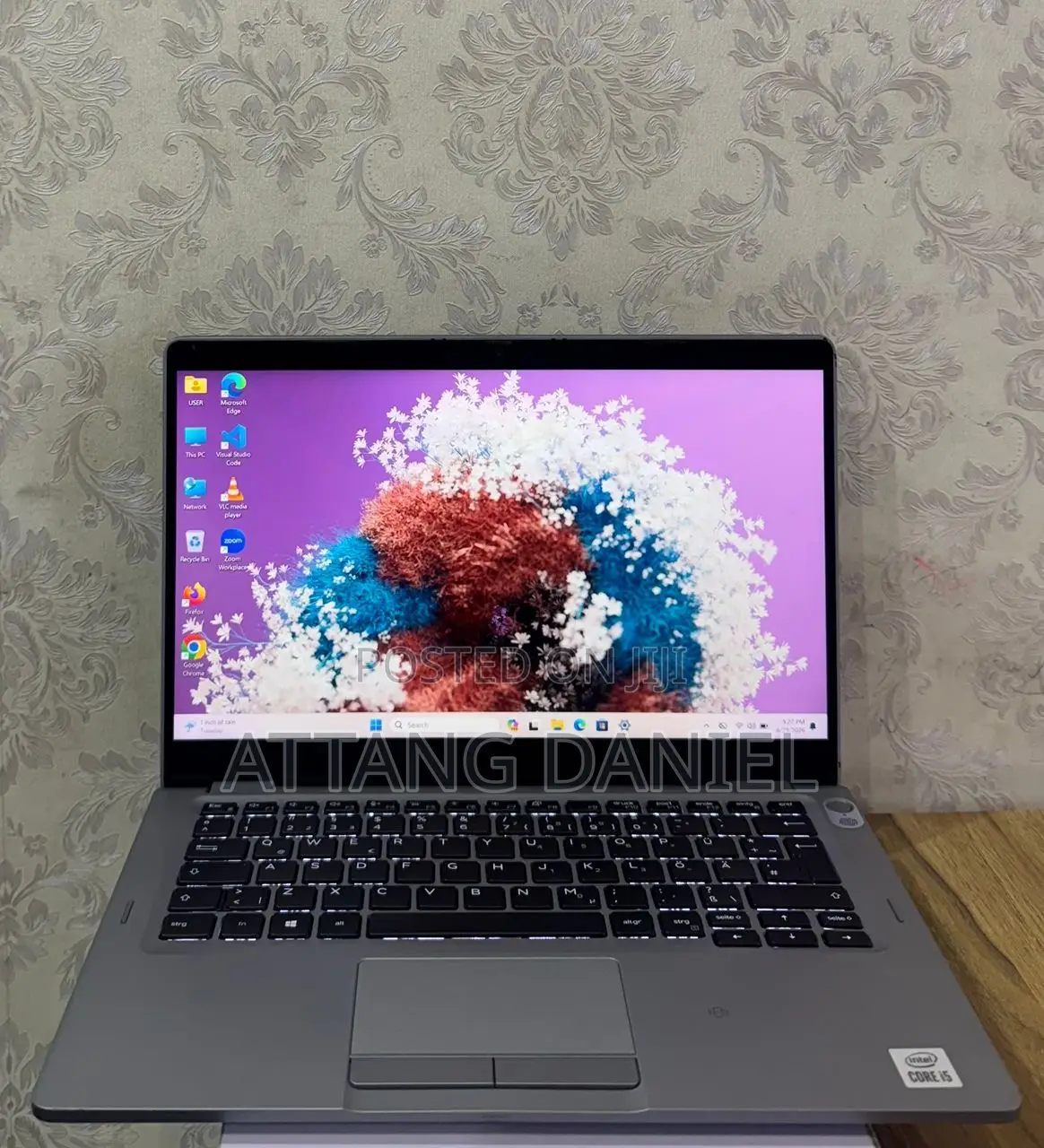 Laptop Dell Latitude 5310 2-in-1 16GB Intel Core i5 SSD 256GB
