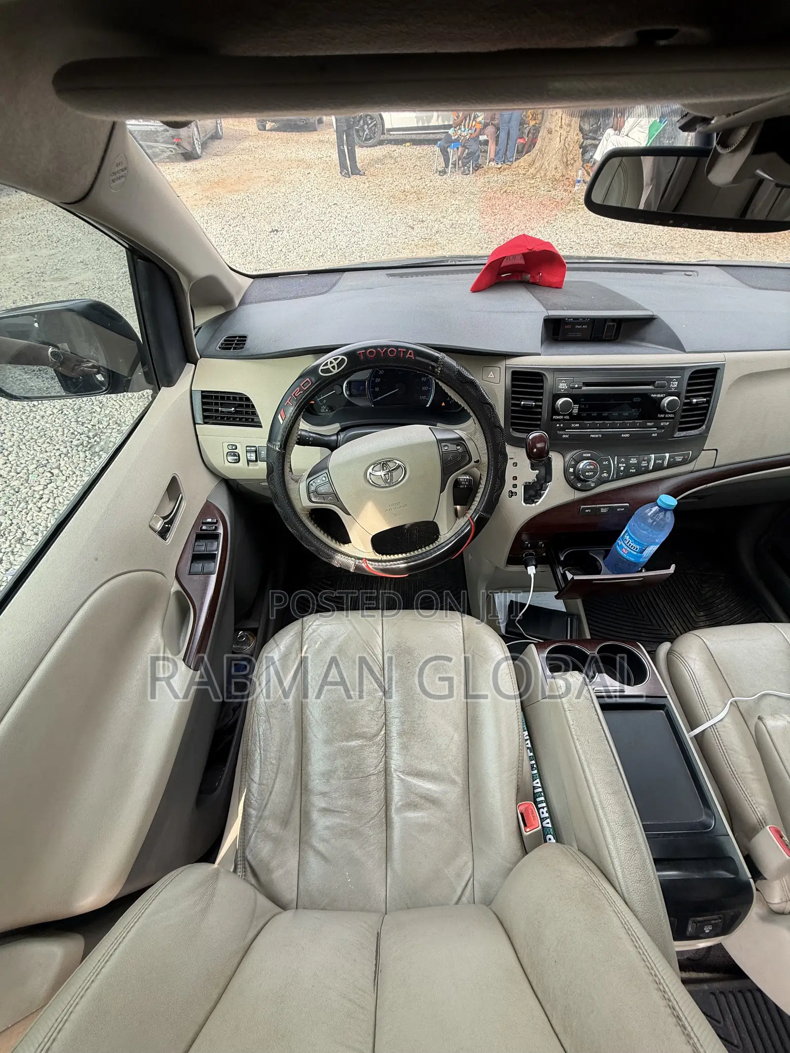 Toyota Sienna XLE 7 Passenger 2010 Black