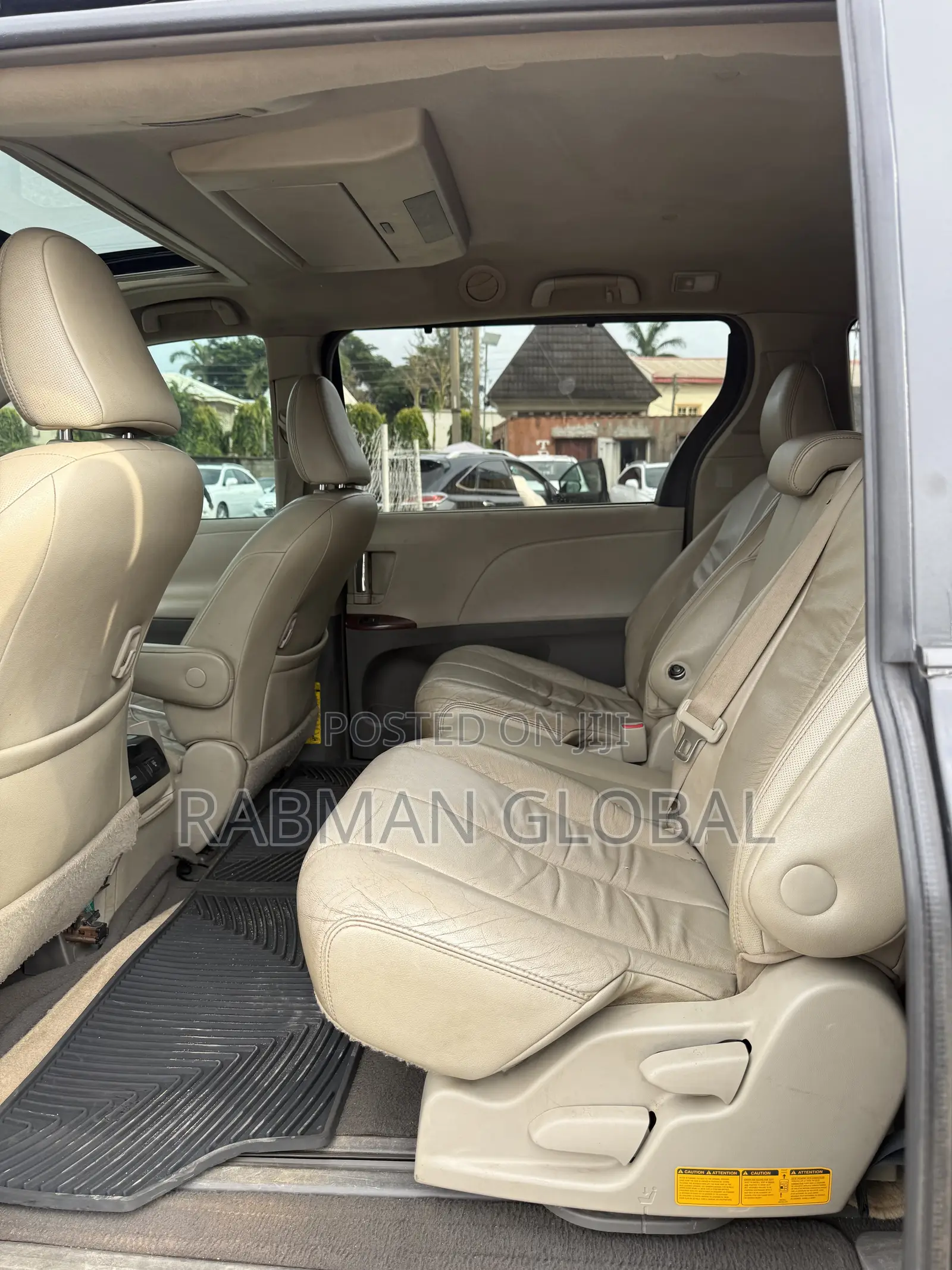 Toyota Sienna XLE 7 Passenger 2010 Black