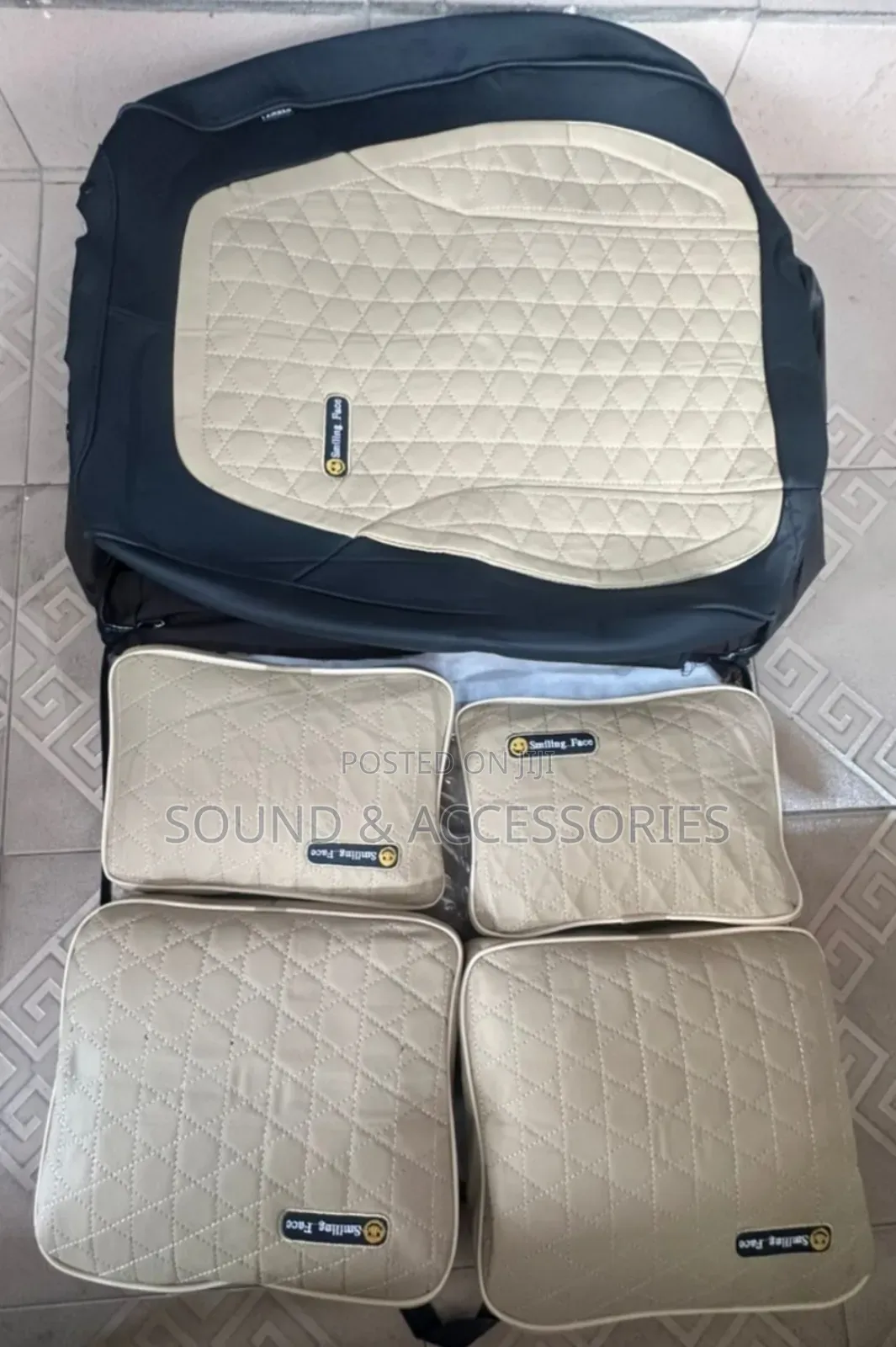 Car Smilling Face Black Biege Luxury Seatcover(Ht1158)