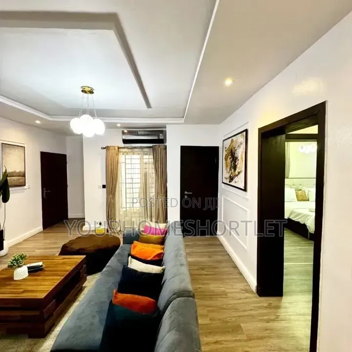 Brand New Spacious 2 Bedroom With Tennis Court Football Field