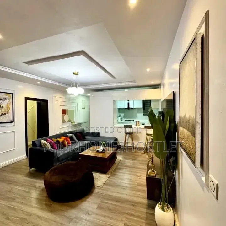 Brand New Spacious 2 Bedroom With Tennis Court Football Field