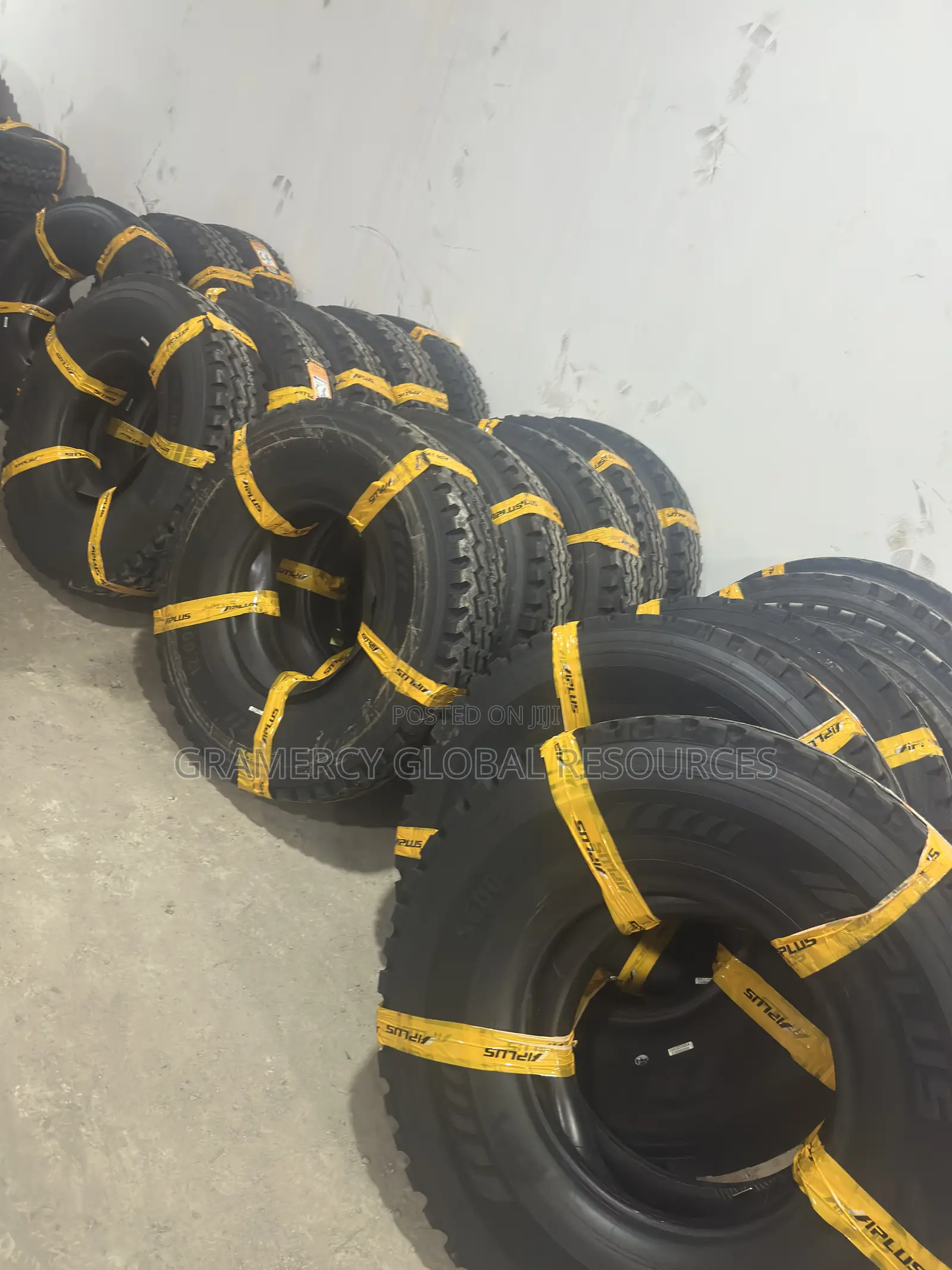 New Truck Tire and Forklift, Trailer Tire and Tipper Tires for Sale
