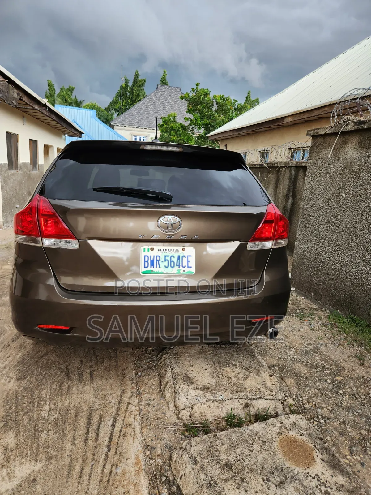 Toyota Venza 2011 Brown