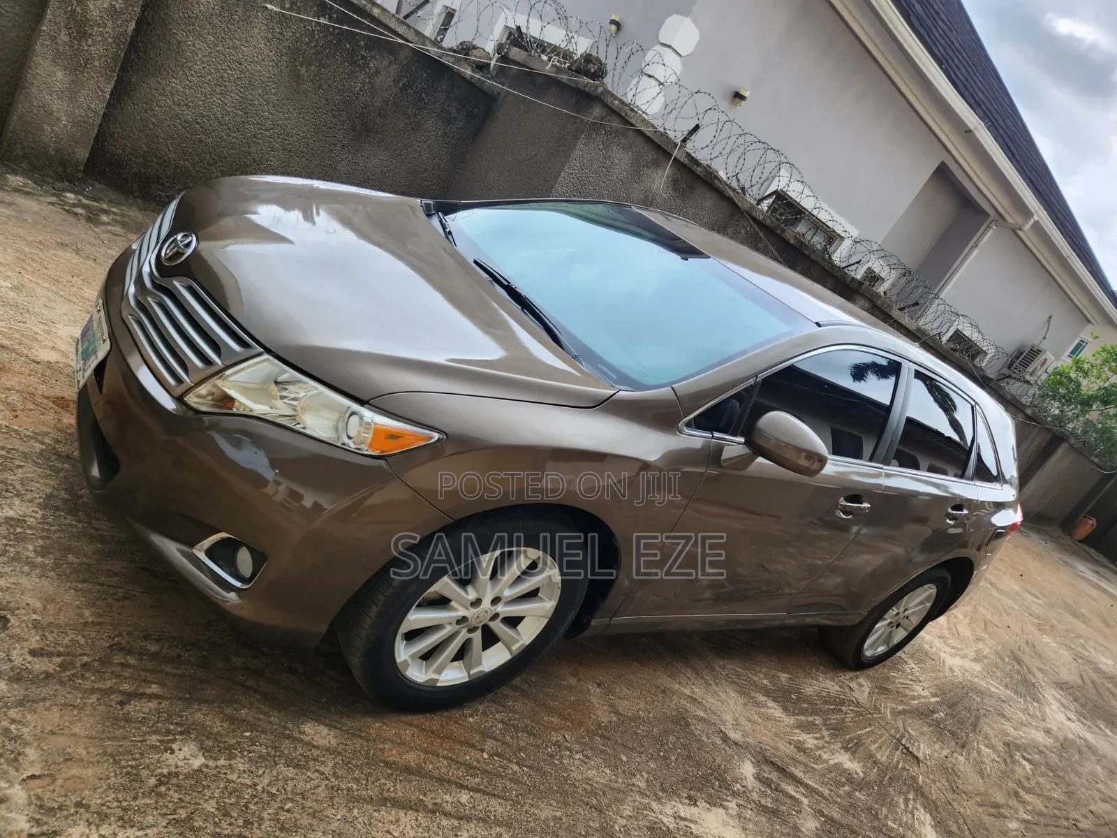 Toyota Venza 2011 Brown
