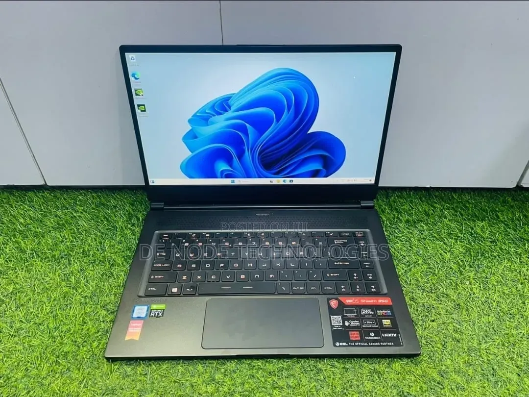 Laptop MSI GS63 Stealth 8RE 16GB Intel Core i7 SSD 512GB