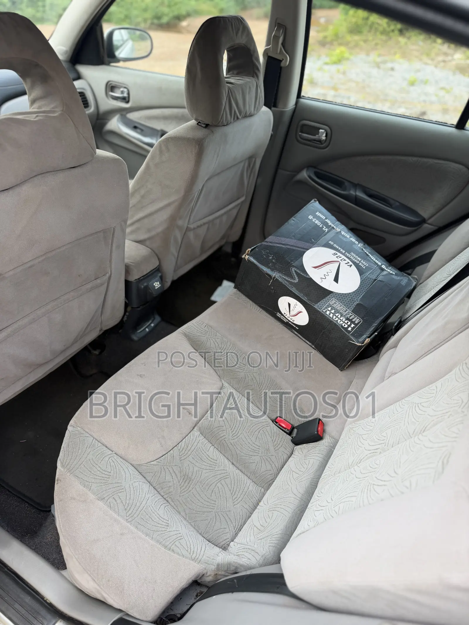 Nissan Almera Tino 2004 Silver