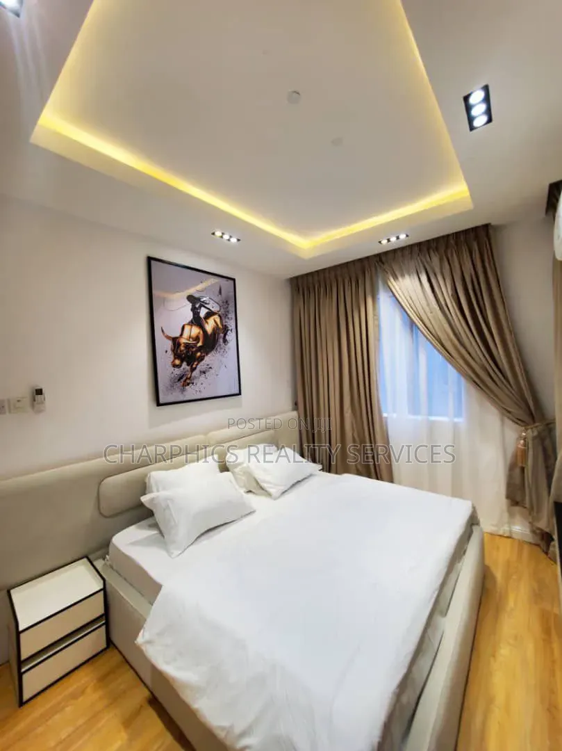 Furnished 3bdrm Apartment in Adeola Odeku for rent
