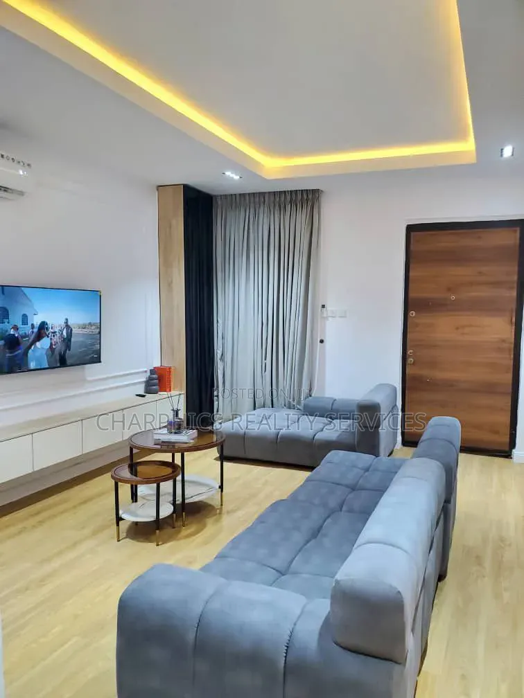 Furnished 3bdrm Apartment in Adeola Odeku for rent