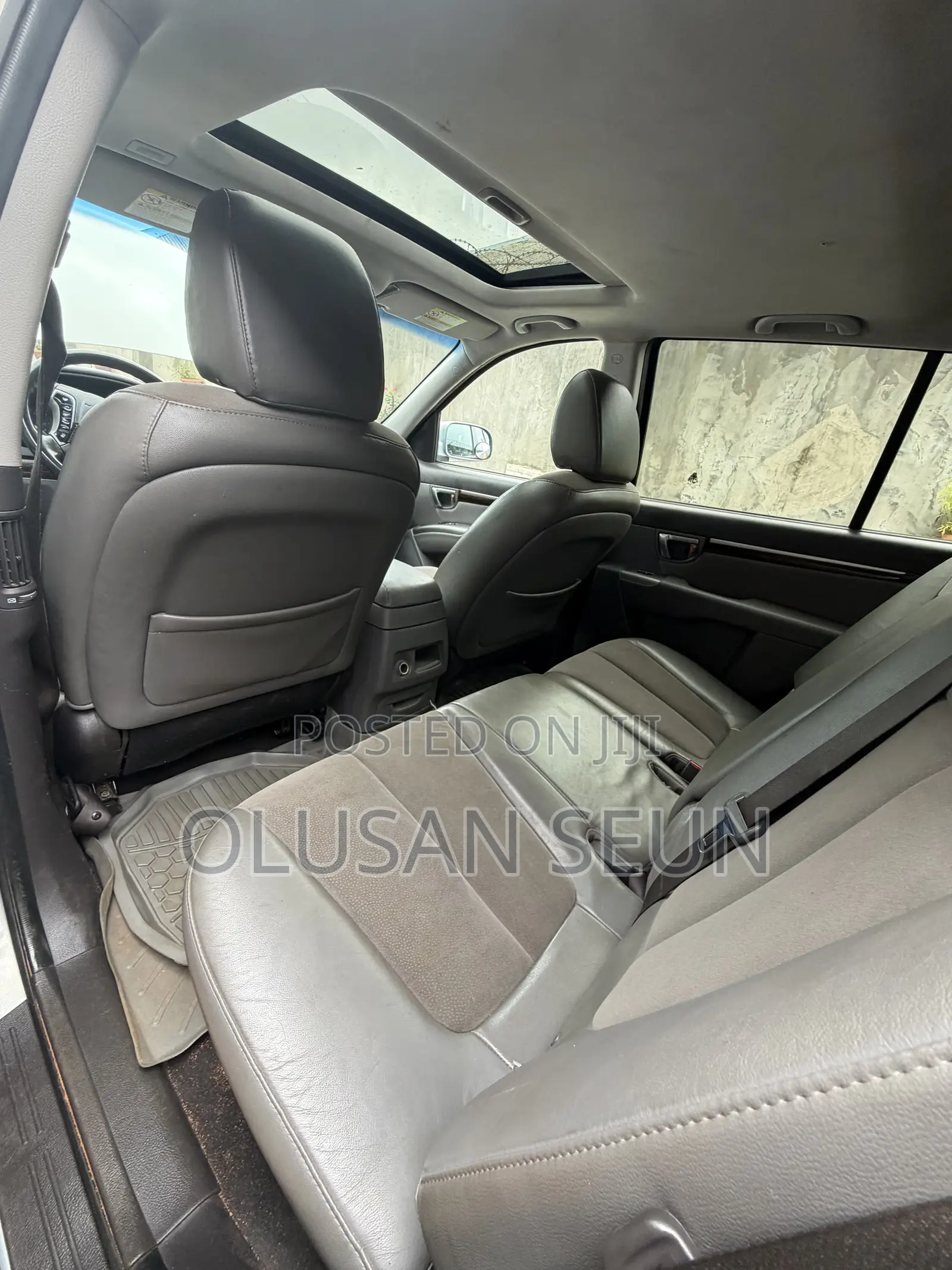 Hyundai Santa Fe 2011 Gray