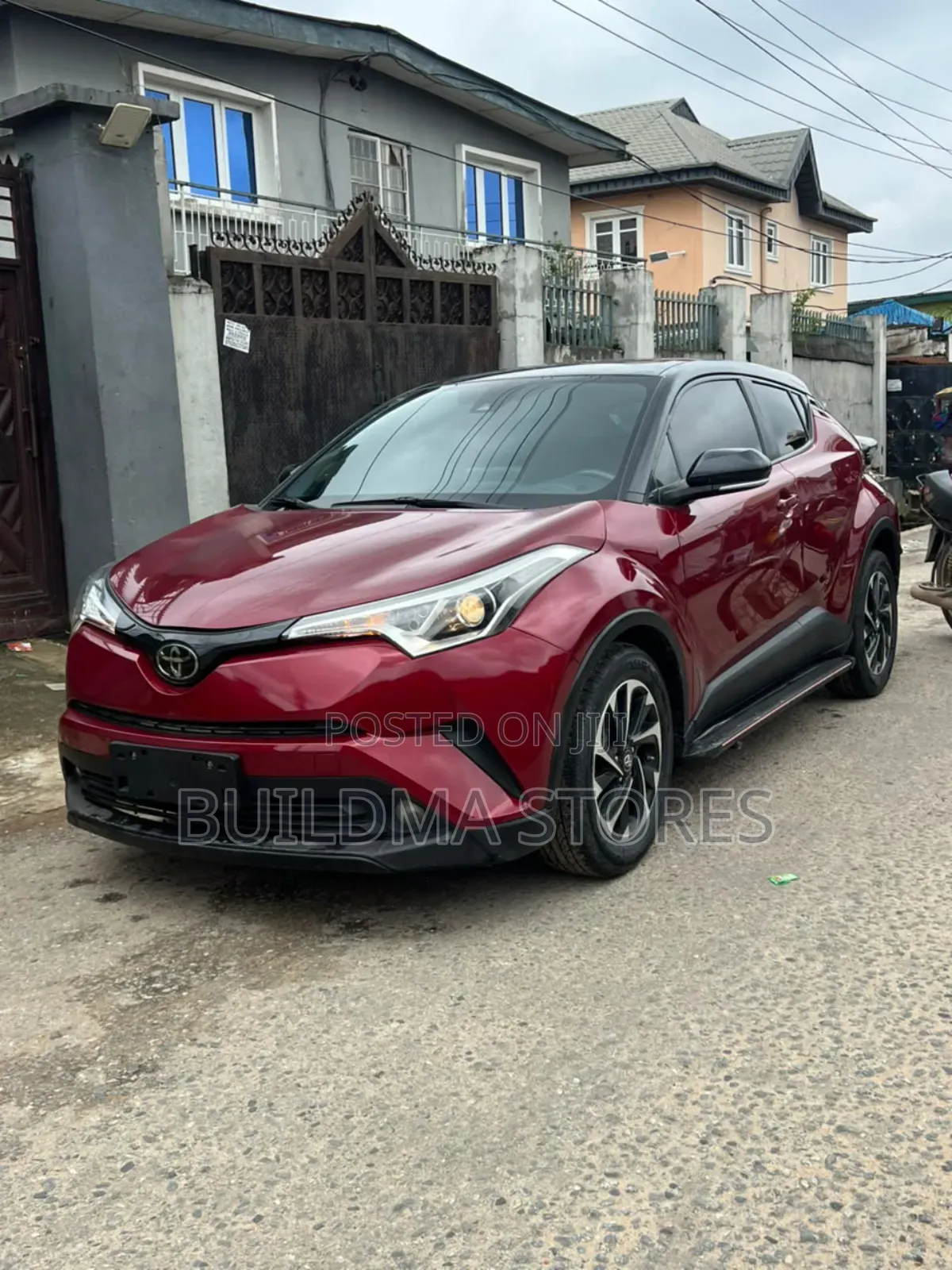 Toyota C-HR XLE FWD Sport Utility (2.0L 4cyl 2AM) 2018 Red