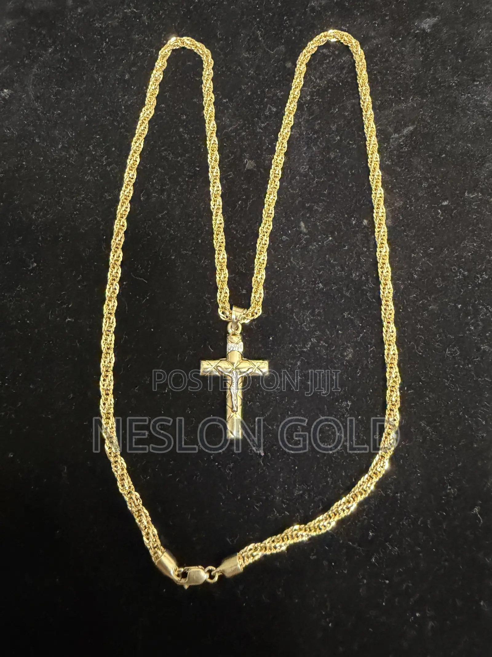 Italy 750 Tested 18karat Gold Necklace With Crucifix Pendant
