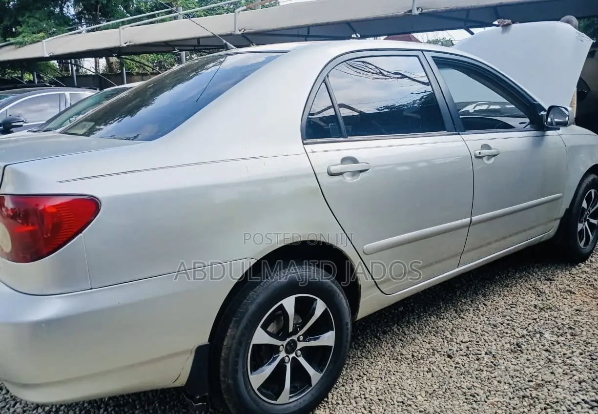 Toyota Corolla 2003 Silver