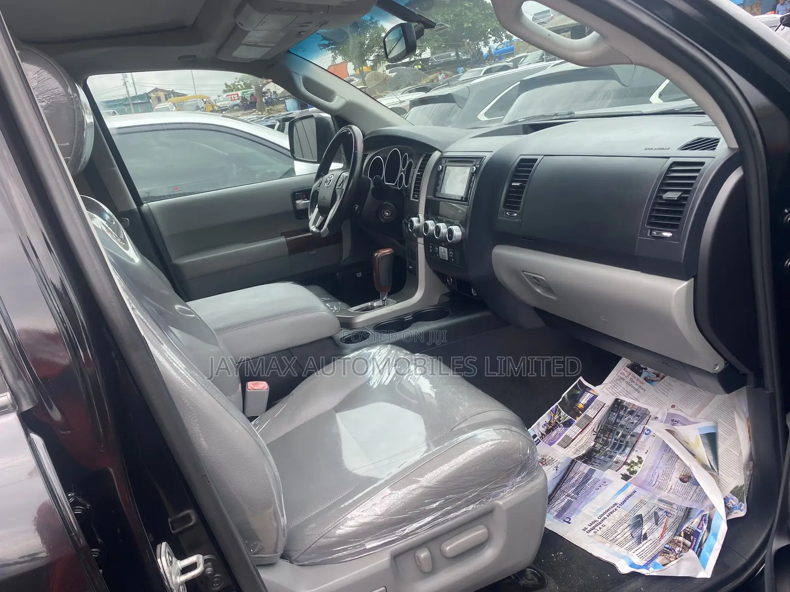 Toyota Sequoia Platinum 4x4 2018 Black