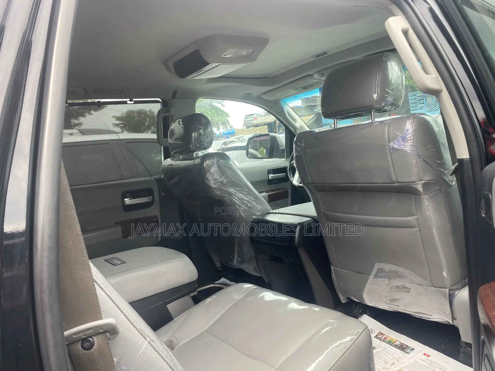 Toyota Sequoia Platinum 4x4 2018 Black
