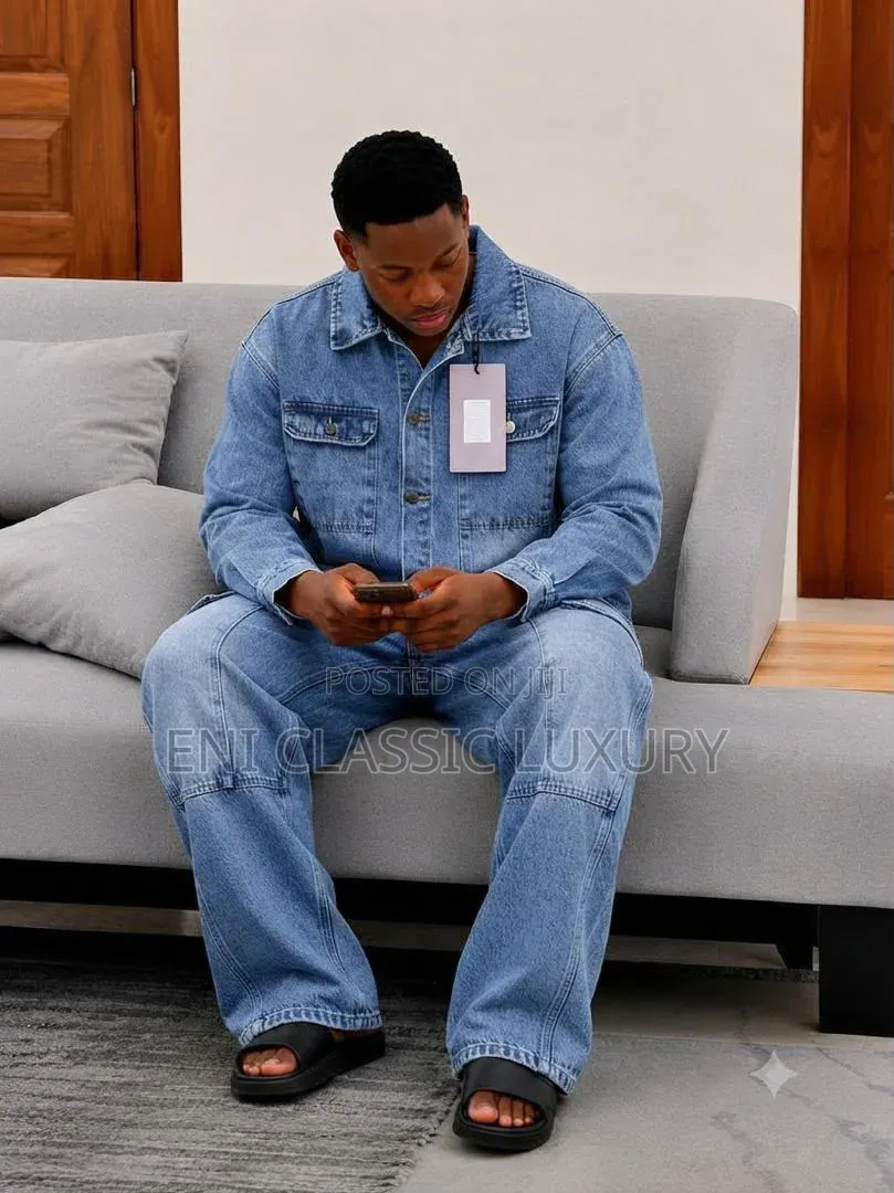 Premium Quality Luxury Men's Cargo Up and Down Well Branded