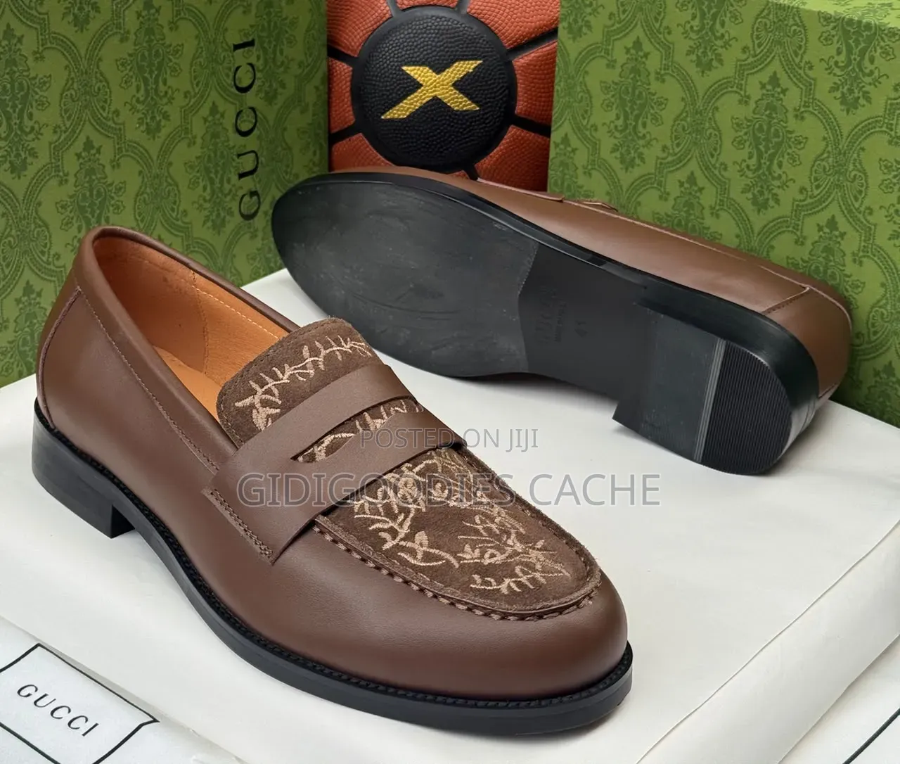 Men's Leather Penny Loafers With Embroidered Suede
Size 40-46