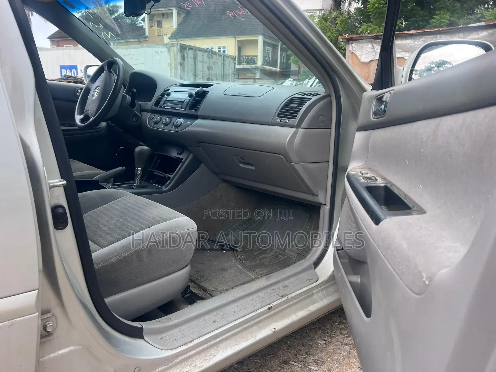 Toyota Camry 2006 Gold