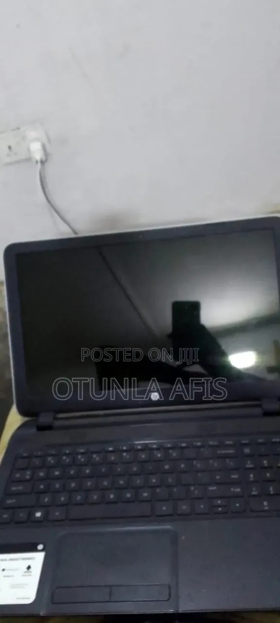 Laptop HP 15 4GB Intel Pentium SSD 512GB