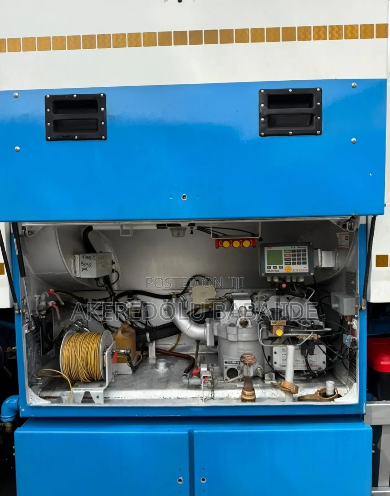 14300lit Diesel Truck
