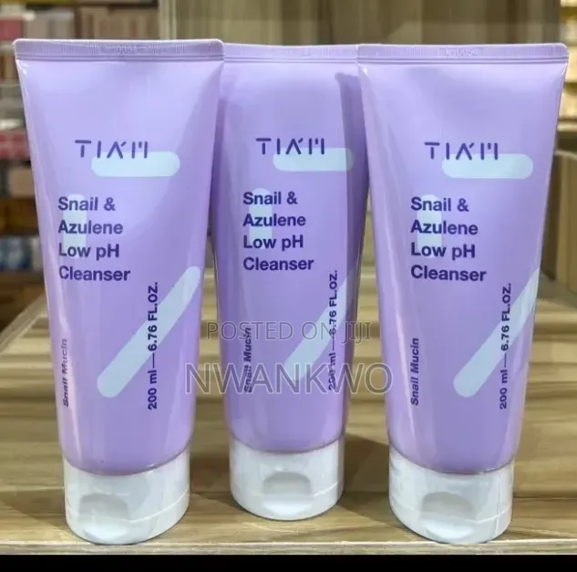 Tiam Snail Azulene Low Ph Cleanser