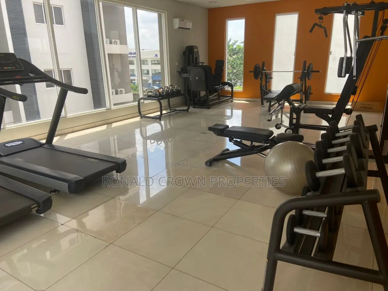 3bdrm Apartment in Ikeja GRA for rent