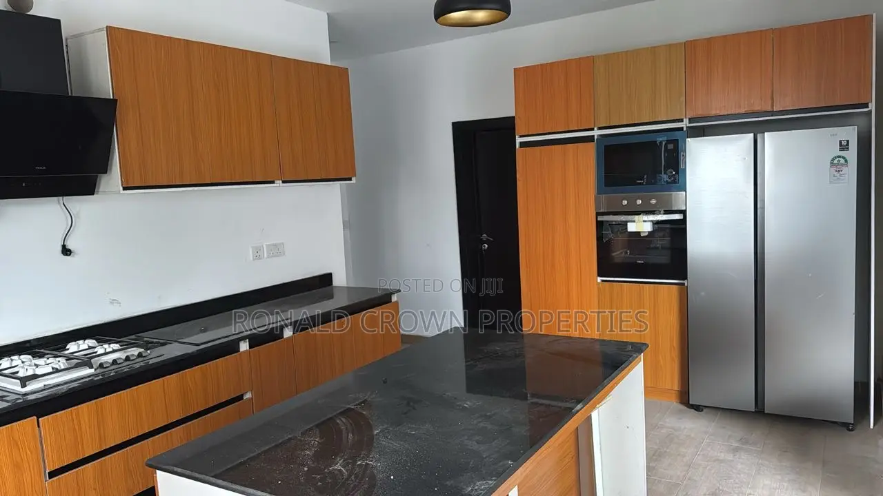 3bdrm Apartment in Ikeja GRA for rent