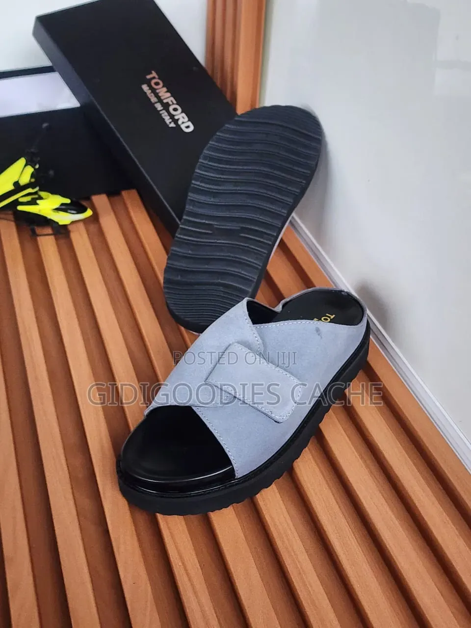 Men's Suede Platform Cross-Strap Slide Sandals
Size 40-46